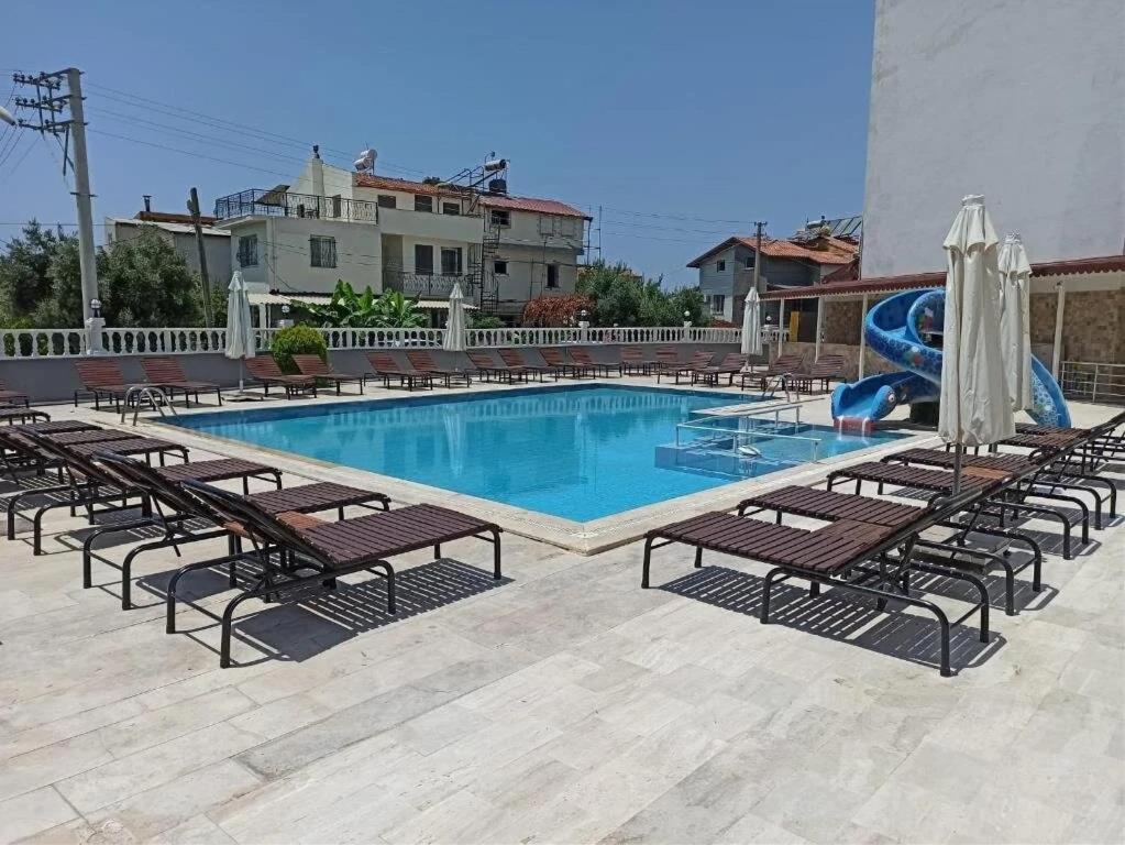 Moonstar Hotel Kusadasi Luaran gambar